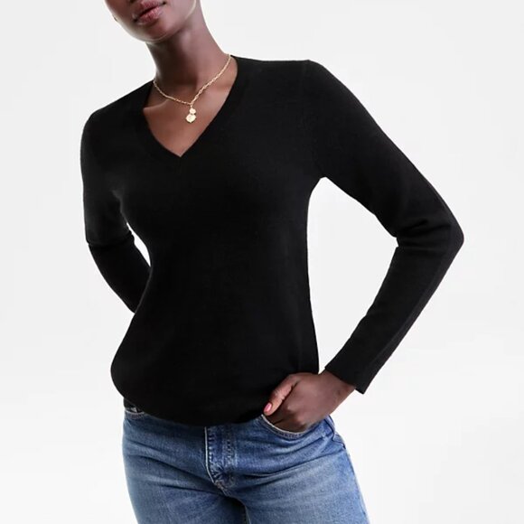 100% Cashmere Women's V-Neck Long-Sleeve Sweater - Picture 1 of 2